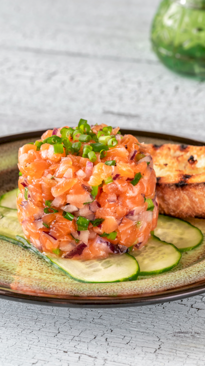 TARTARE DE SAUMON ET FRUIT DE LA PASSION